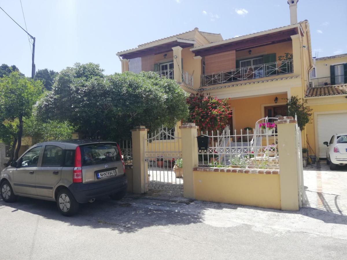 Sunny Stay Furnished Apartment In Kanoni Екстериор снимка