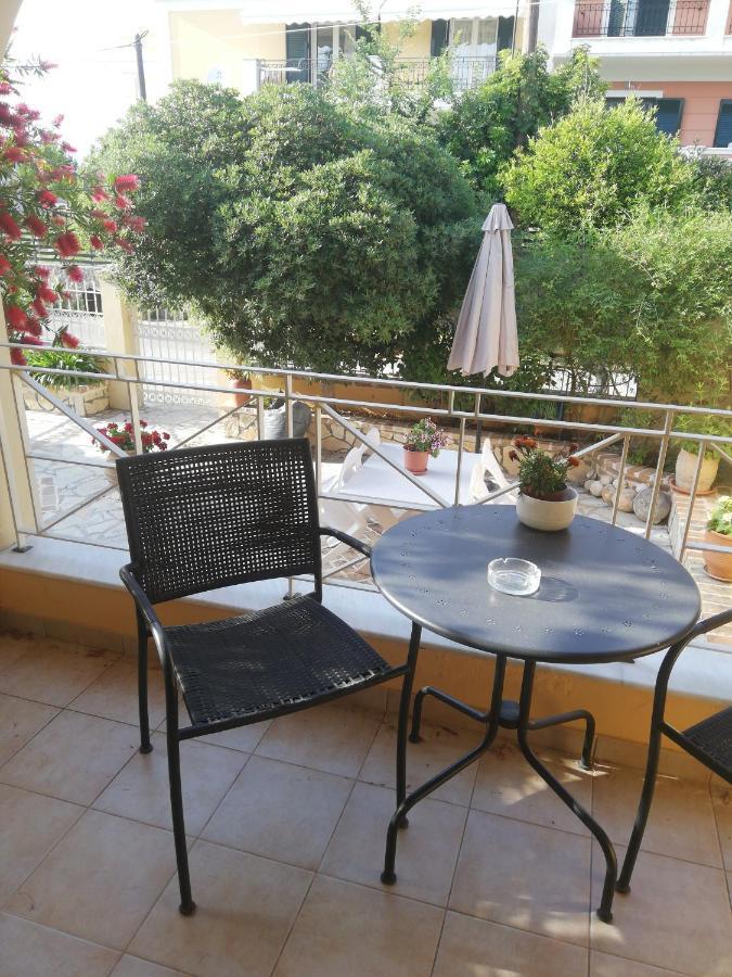 Sunny Stay Furnished Apartment In Kanoni Екстериор снимка